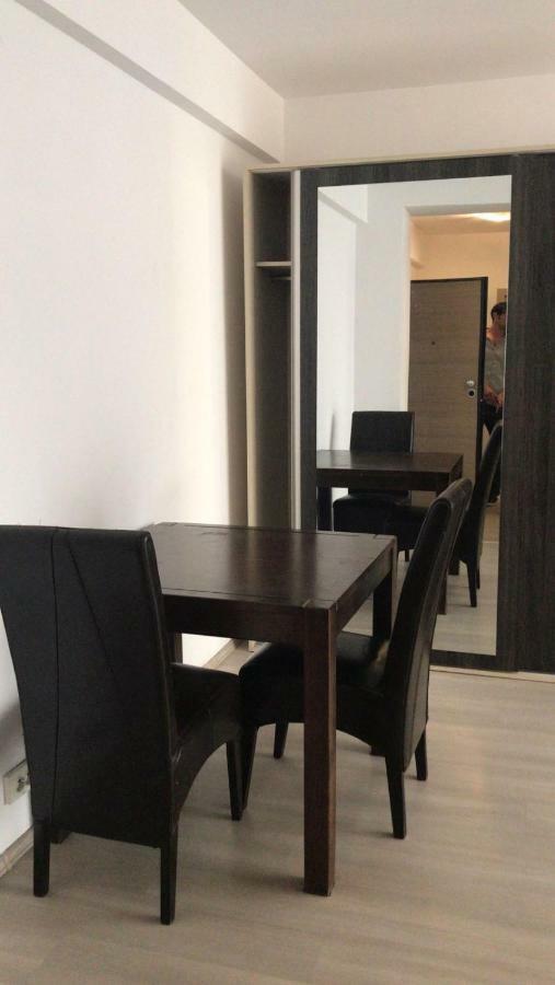 Matei Basarab Apartment Boekarest Buitenkant foto